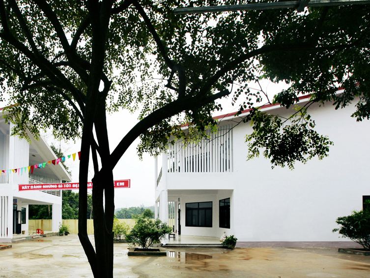 Xuan Giao Nursery and Primary School architecture project